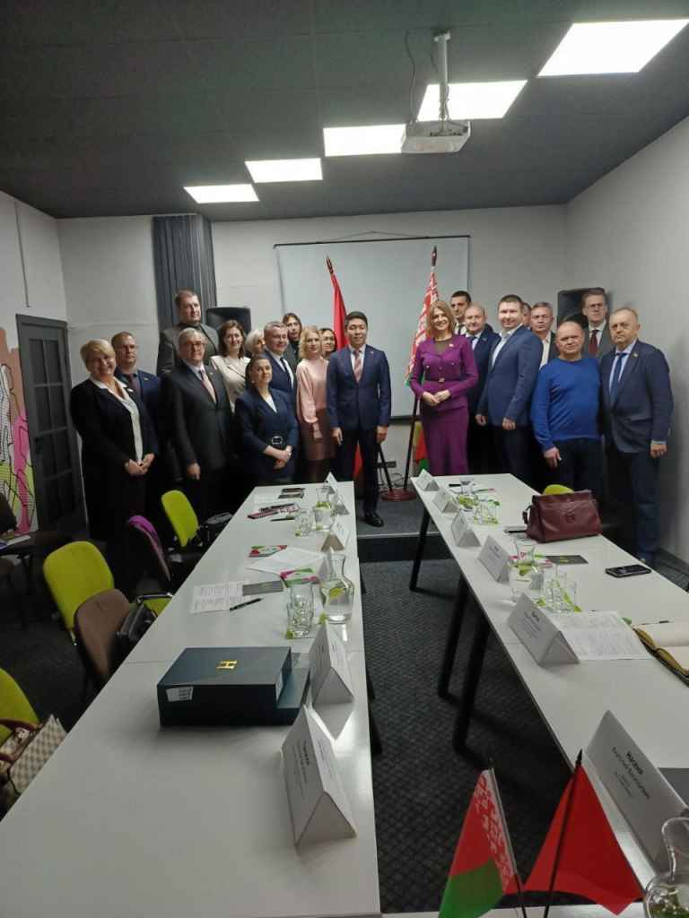 photo_2025-11-21_18-32-00 (2).jpg